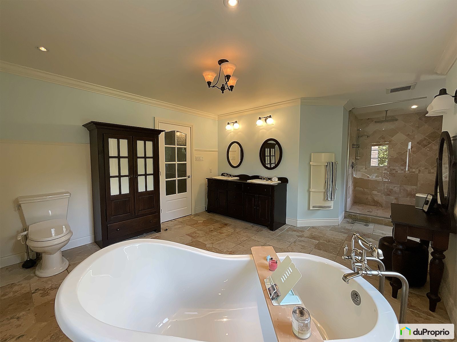 Salle de bain principale